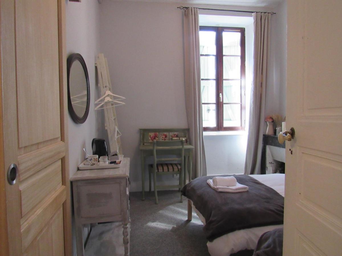 Les Deux Rives Bed & Breakfast Cierp Ngoại thất bức ảnh